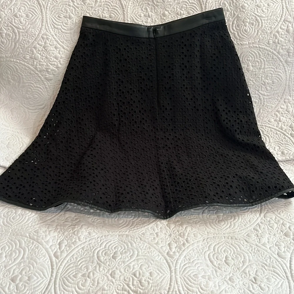 LOFT‎ black eyelet skirt, size 0, NWT